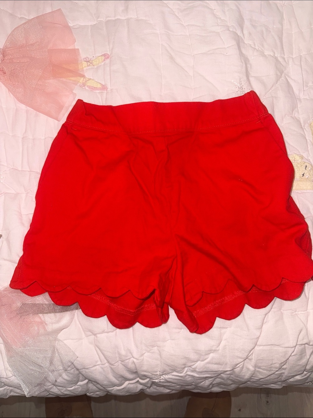 Scallop Hem Red Shorts